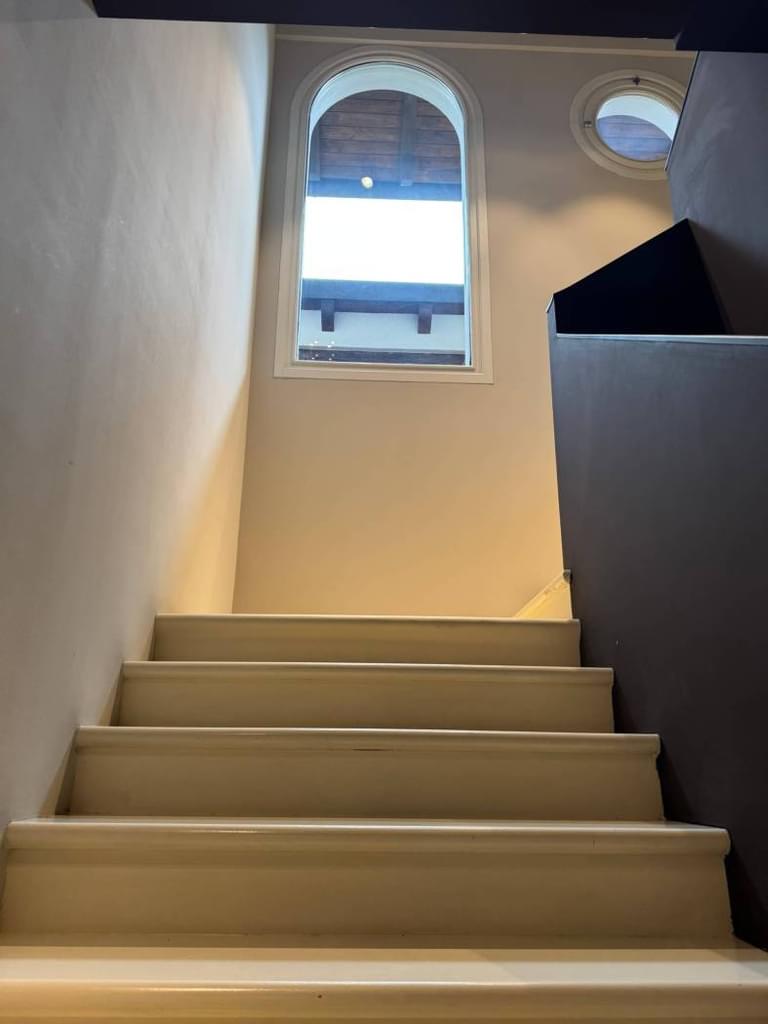 469269037